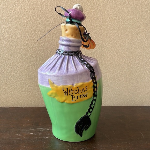 Blue Sky Clayworks Ceramic Halloween WITCHES BREW POTION JAR - Decoration NEW - Picture 4 of 4